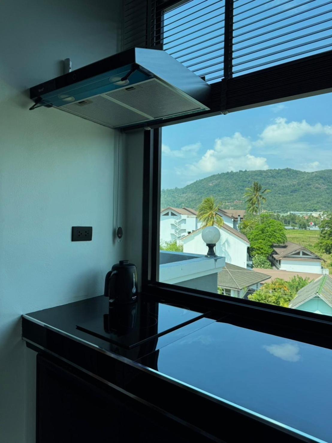 Ice Kamala Beach Hotel Bagian luar foto