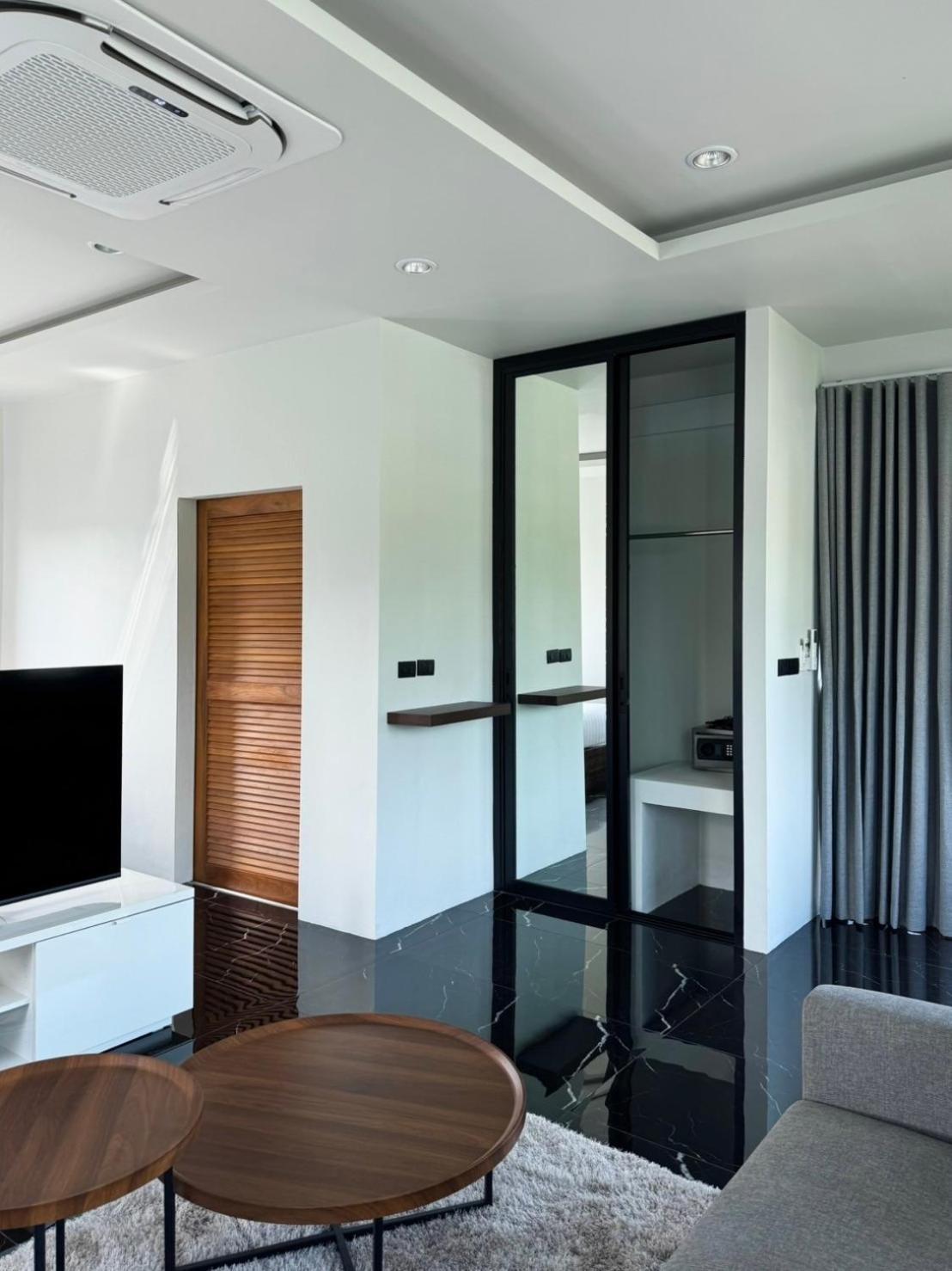 Ice Kamala Beach Hotel Bagian luar foto
