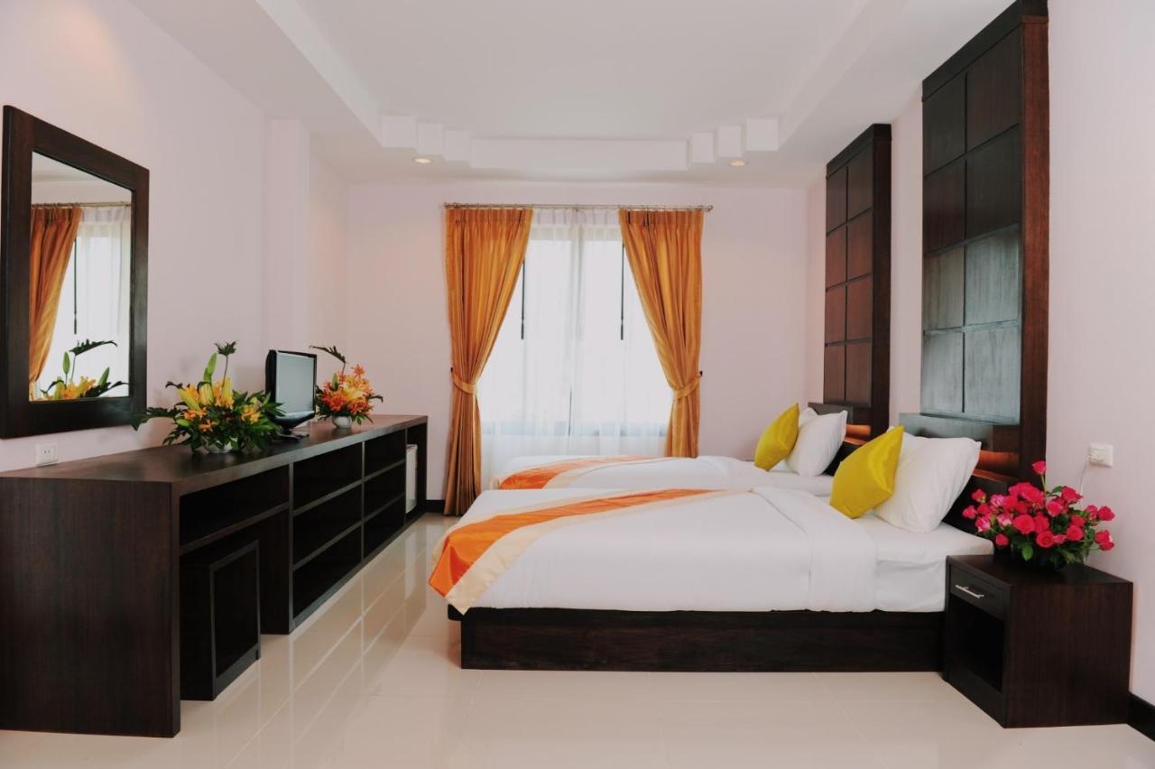 Ice Kamala Beach Hotel Bagian luar foto