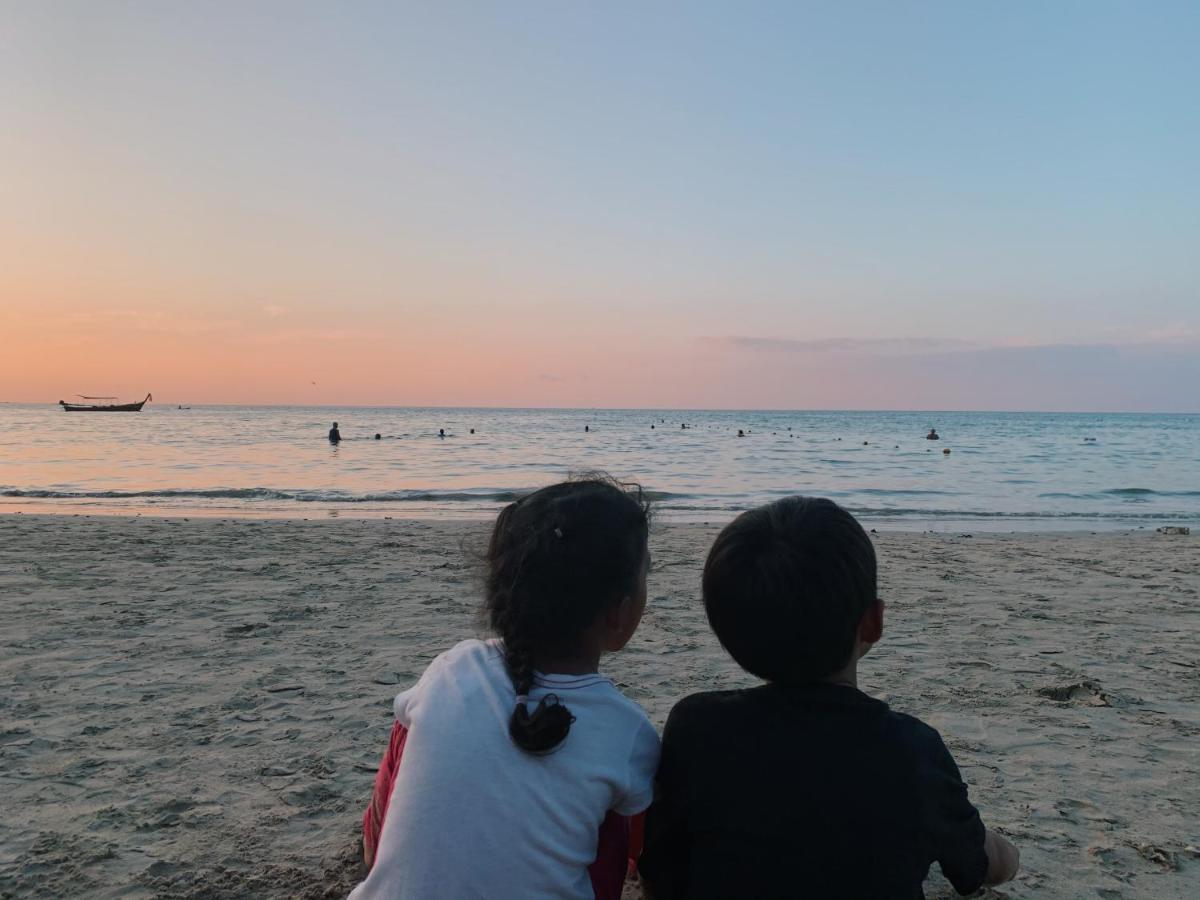 Ice Kamala Beach Hotel Bagian luar foto